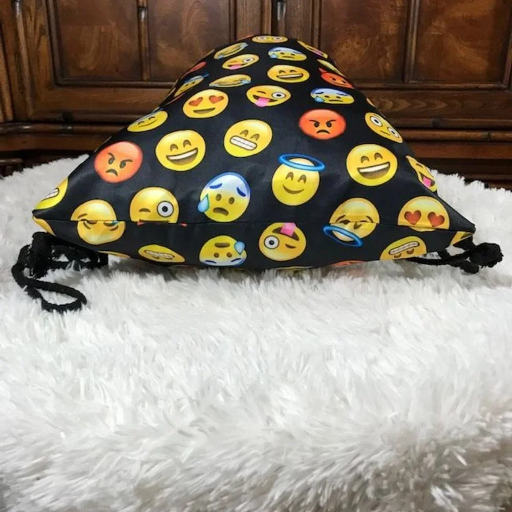 Emoji Lightweight Drawstring Bag Backpack - Picture 6 of 10